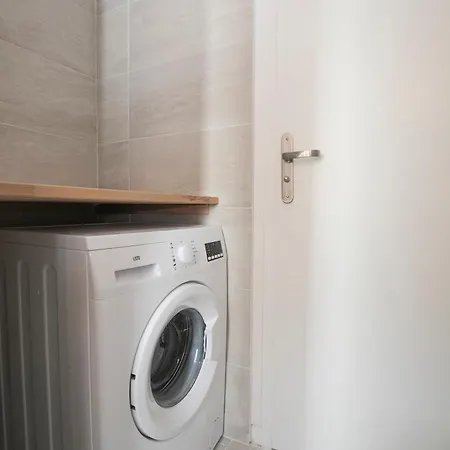 Moderne Et Equipe Aux Portes De Paris * Aubervilliers